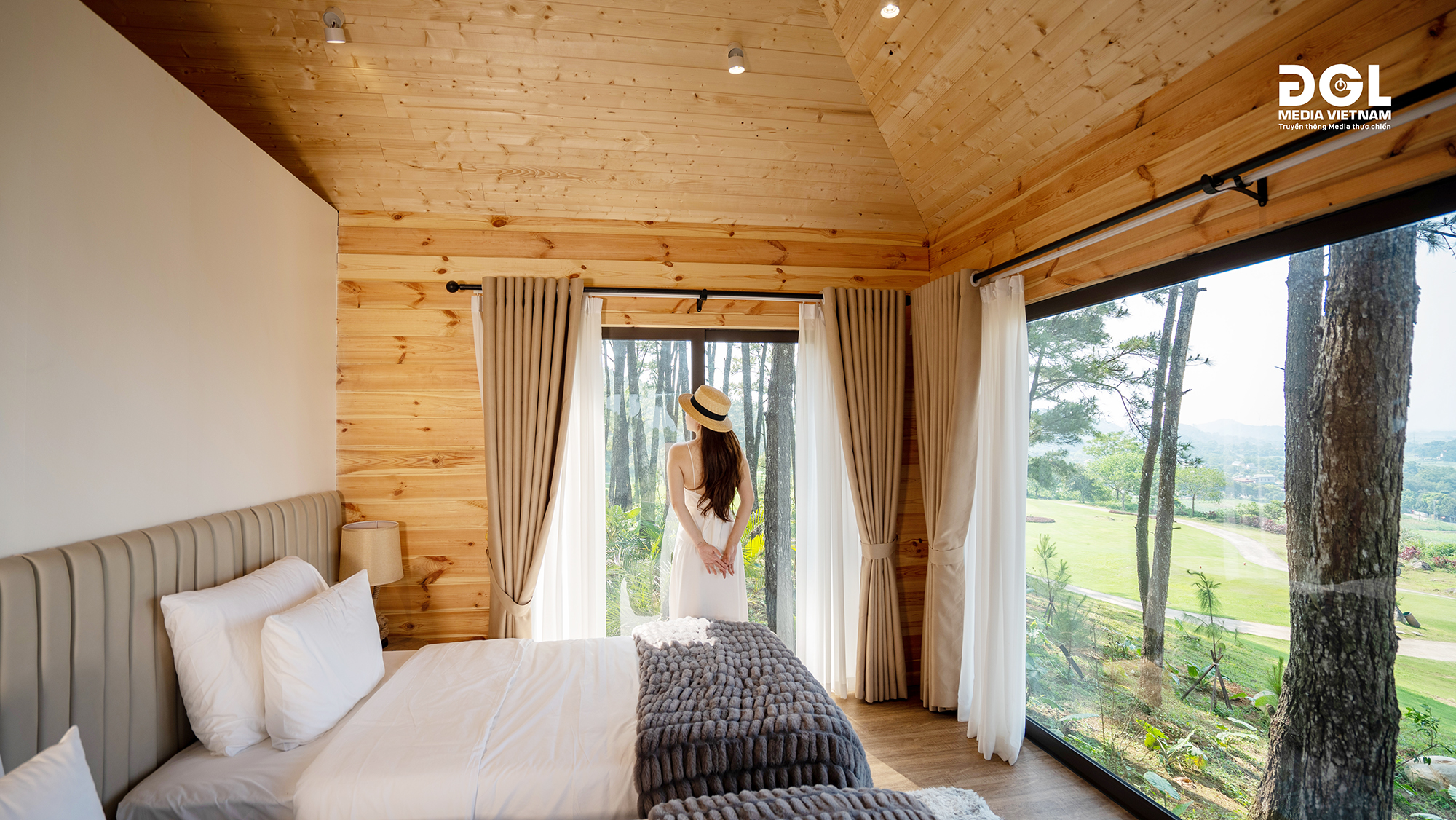 TVC 30S - TRANG AN GOLF& RESORT - SUNNY CAMPING